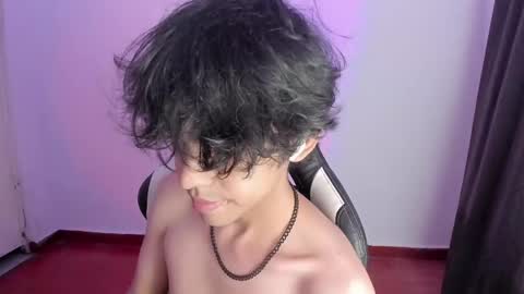 Snapshot of alan18n chatting on 01-10-25, 12:27 alan18n online show from 01-10-25, 12:27