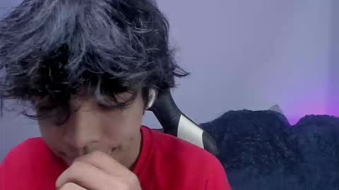 Snapshot of alan18n chatting on 09-19-25, 03:24 alan18n online show from 09-19-25, 03:24