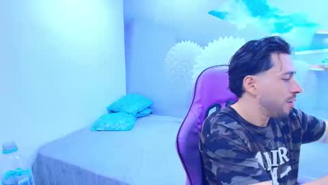 Snapshot of alan_allexander chatting on 01-18-26, 11:08 ALAN online show from 01-18-26, 11:08