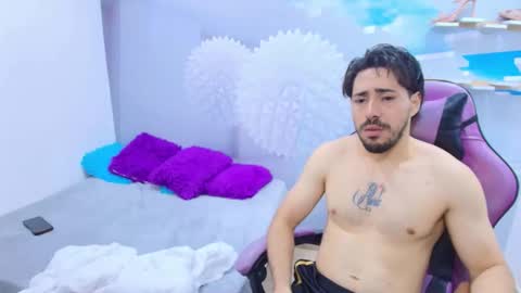 Snapshot of alan_allexander chatting on 02-13-26, 03:24 ALAN online show from 02-13-26, 03:24