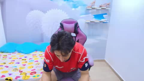 Snapshot of alan_allexander chatting on 02-15-26, 07:51 ALAN online show from 02-15-26, 07:51