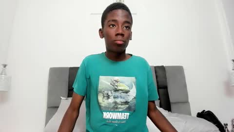 Snapshot of alan_blacke chatting on 10-29-25, 08:10 alan_blacke online show from 10-29-25, 08:10