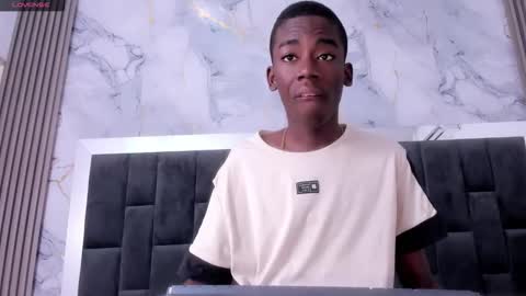 Snapshot of alan_blacke chatting on 11-26-25, 01:12 alan_blacke online show from 11-26-25, 01:12