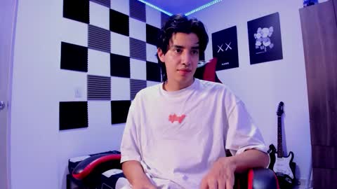 Alan Boy online show from 12-19-25, 04:14