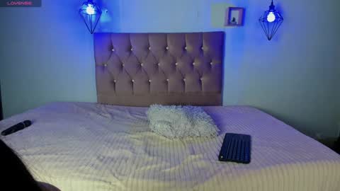 Snapshot of alan_karol_mds chatting on 01-11-25, 10:51 Alan and Karol online show from 01-11-25, 10:51