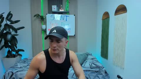 Alan  Kevin can we reach 100 thumbs up please guys  online show from 06-26-26, 07:18