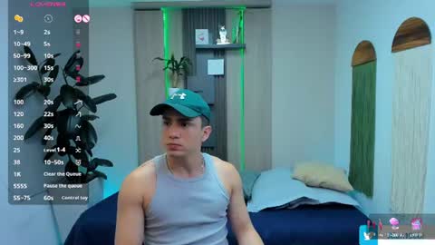 Alan  Kevin can we reach 100 thumbs up please guys  online show from 07-06-26, 07:05