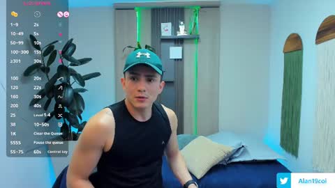 Alan  Kevin can we reach 100 thumbs up please guys  online show from 07-07-26, 07:07