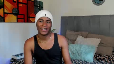 Alan and Criss - WE JUST FRIENDS WITH BENEFITS BOTH VERS online show from 11-11-25, 05:35