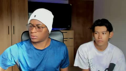 Alan and Criss - WE JUST FRIENDS WITH BENEFITS BOTH VERS online show from 05-16-26, 12:37