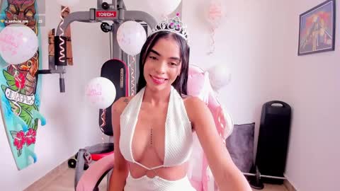 Alana online show from 10-07-25, 01:30
