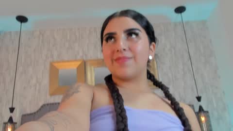 Snapshot of alana_gb chatting on 01-18-25, 10:17 Alana online show from 01-18-25, 10:17