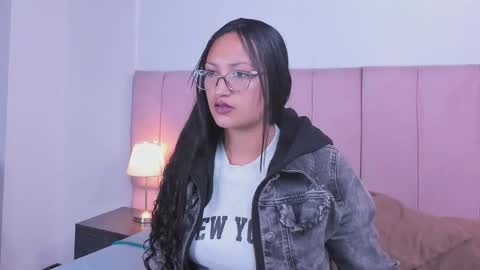 alana_gv1 online show from 03-17-26, 05:49