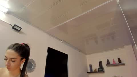 Maeve  online show from 12-21-24, 10:28