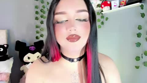 Snapshot of alana_muller_ chatting on 10-16-25, 03:40 Alana Muller online show from 10-16-25, 03:40