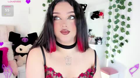 Snapshot of alana_muller_ chatting on 11-15-25, 09:17 Alana Muller online show from 11-15-25, 09:17