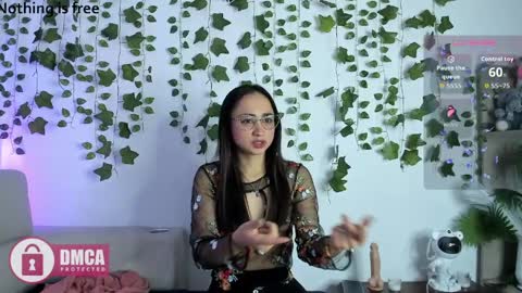 Snapshot of alana_pherson chatting on 04-06-26, 04:46 alana_pherson online show from 04-06-26, 04:46