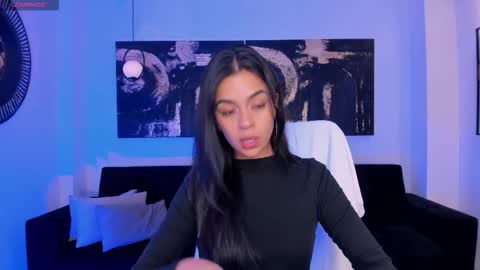 Snapshot of alanacraft chatting on 11-23-25, 12:16 Alana online show from 11-23-25, 12:16