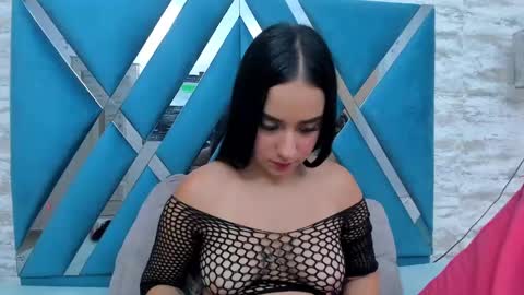 Alana Flores online show from 02-25-25, 03:05