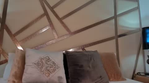 Snapshot of alanah_connors chatting on 02-22-26, 02:15 alanah_connors online show from 02-22-26, 02:15