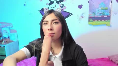 ALANA Please follow me  online show from 09-17-25, 04:47