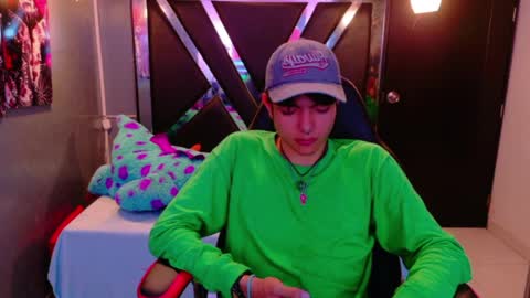 Snapshot of alandelrey57 chatting on 02-03-26, 06:22 ALAN DEL REY online show from 02-03-26, 06:22