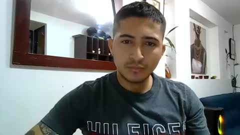 Snapshot of alanj998 chatting on 07-12-26, 04:31 alanj998 online show from 07-12-26, 04:31