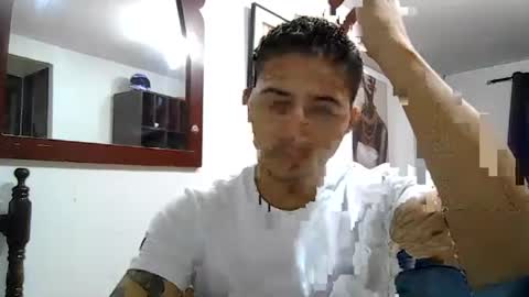 Snapshot of alanj998 chatting on 07-25-26, 06:38 alanj998 online show from 07-25-26, 06:38