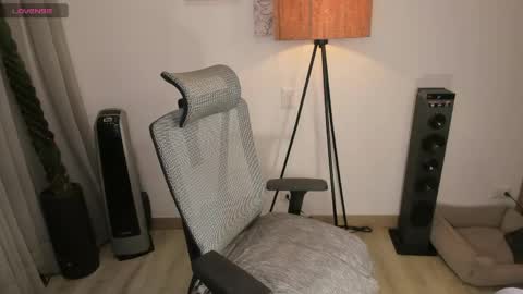 Alanna online show from 06-04-26, 12:27