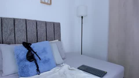 Alanna  online show from 11-19-25, 12:05