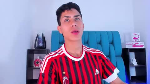 Snapshot of alannaughty_ chatting on 01-15-25, 03:33 alannaughty_ online show from 01-15-25, 03:33