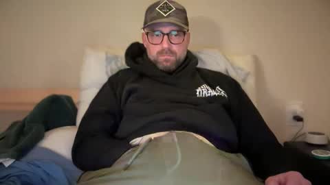 Snapshot of alarmtech1980 chatting on 11-17-25, 04:29 alarmtech1980 online show from 11-17-25, 04:29