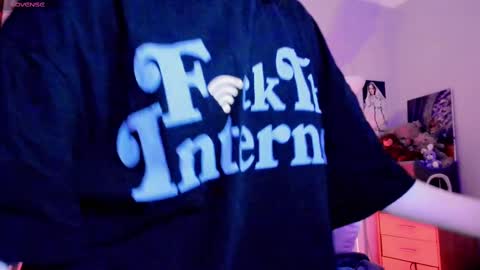 Snapshot of alaska_chan_ chatting on 02-09-25, 06:05 alaska_chan_ online show from 02-09-25, 06:05