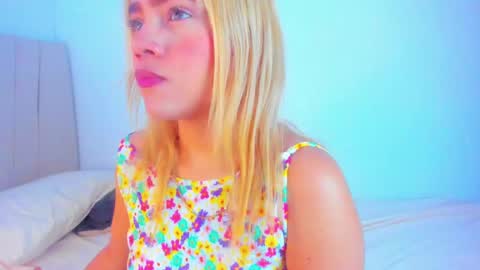 Snapshot of alaska_drew chatting on 02-10-25, 06:24 Alaska online show from 02-10-25, 06:24