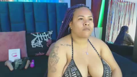 Snapshot of alba_sex10 chatting on 01-18-25, 01:29 alba online show from 01-18-25, 01:29