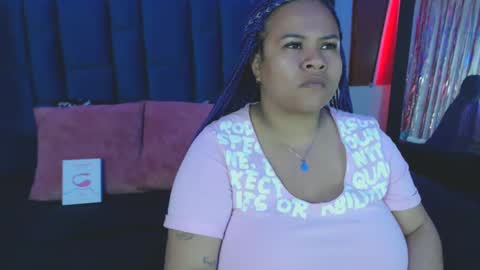 Snapshot of alba_sex10 chatting on 01-22-25, 01:53 alba online show from 01-22-25, 01:53