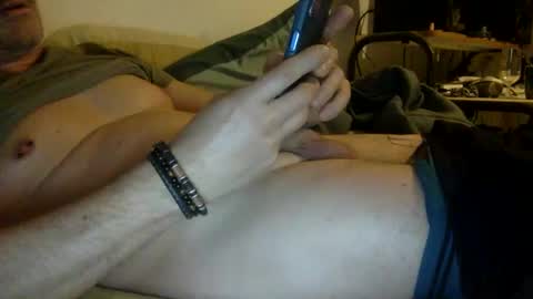 Snapshot of albandant chatting on 01-25-25, 04:35 albandant online show from 01-25-25, 04:35