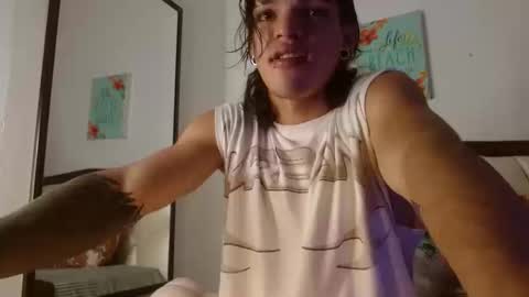 Snapshot of albertbernal69 chatting on 10-16-25, 03:07 Albert online show from 10-16-25, 03:07