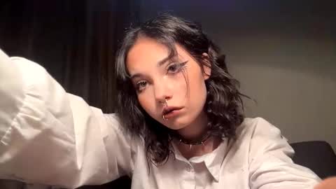 Snapshot of alberthamazierski chatting on 09-29-25, 03:28 Im Katrina online show from 09-29-25, 03:28