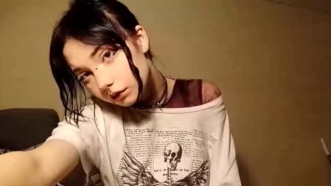 Snapshot of alberthamazierski chatting on 09-30-25, 10:04 Im Katrina online show from 09-30-25, 10:04