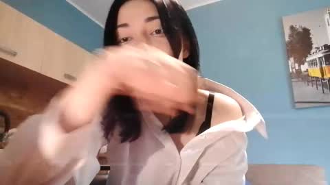 Snapshot of alberthamazierski chatting on 10-04-25, 11:52 Im Katrina online show from 10-04-25, 11:52