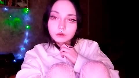 Snapshot of alberthamazierski chatting on 10-20-25, 06:08 Im Katrina online show from 10-20-25, 06:08