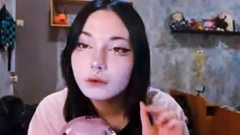 Snapshot of alberthamazierski chatting on 11-30-25, 03:38 Im Katrina online show from 11-30-25, 03:38