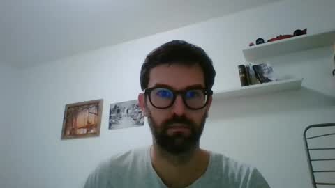 Snapshot of albertodivenire chatting on 01-09-25, 10:09 albertodivenire online show from 01-09-25, 10:09