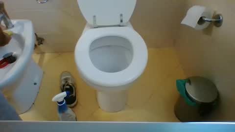 Snapshot of albertodivenire chatting on 03-01-25, 10:24 albertodivenire online show from 03-01-25, 10:24