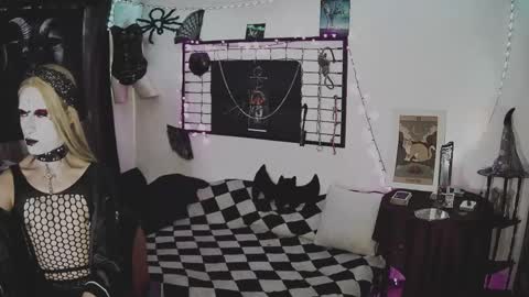 Mistic witch online show from 02-12-25, 02:10