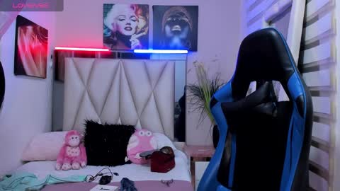 ale_noah_xxx online show from 01-04-25, 03:18