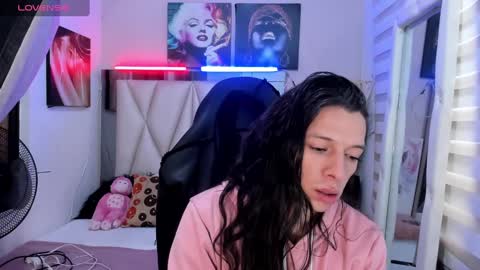 ale_noah_xxx online show from 02-07-25, 12:39