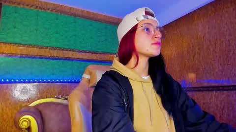 Aleja Online  GTM-5 700 1400 online show from 12-17-25, 01:06