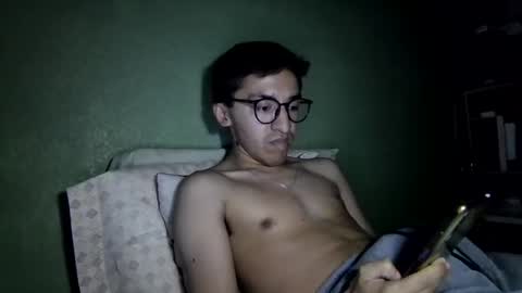 aleexrune online show from 12-22-25, 03:47